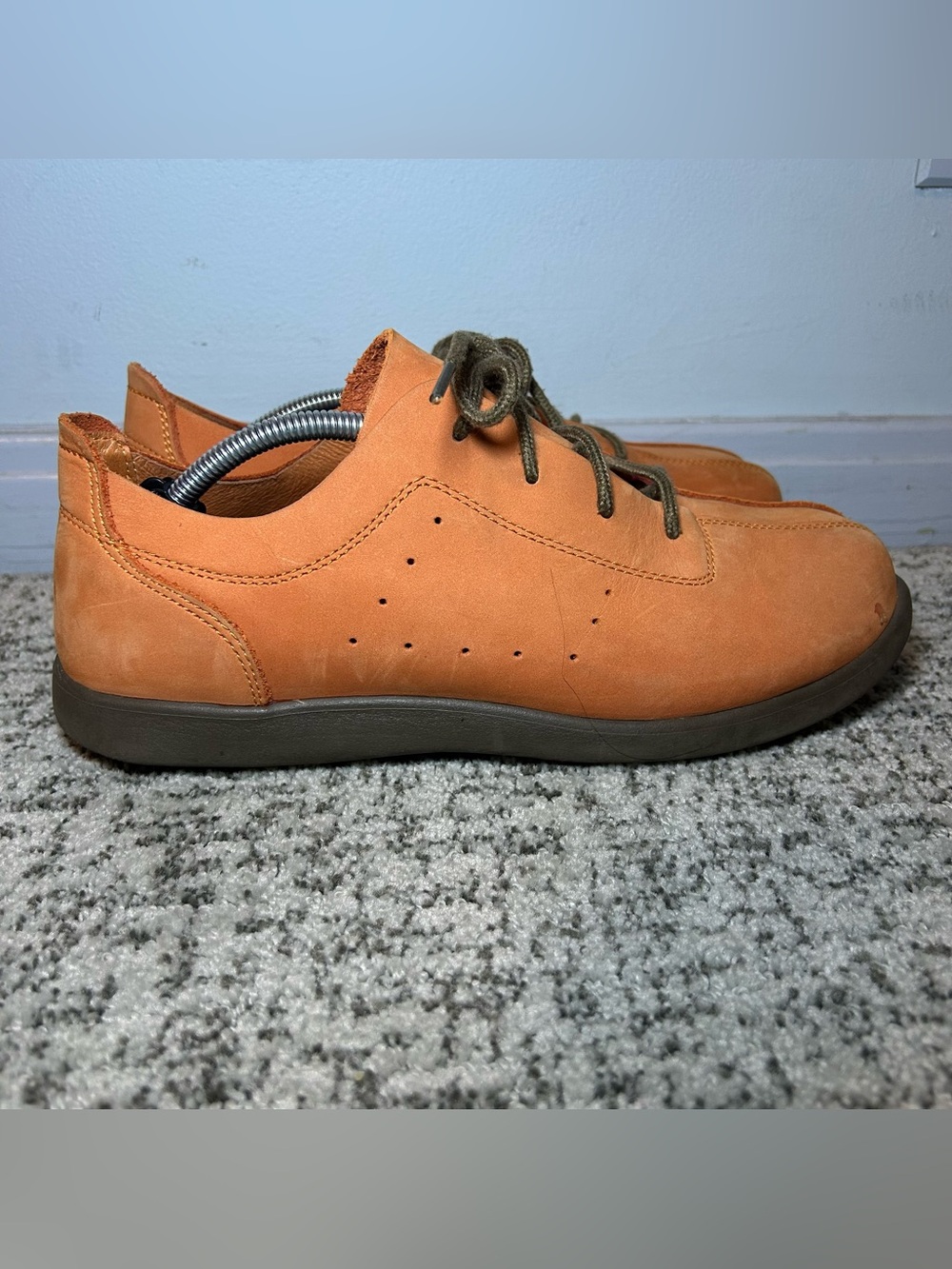 Crocs Burnt Orange Suede Casual Oxford Lace-Up Walking Shoes Size 9 Men’s